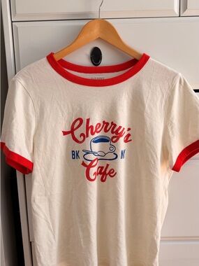 Old Navy Cream Tee with Red Trim